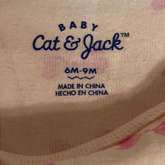 NWOT 6-9 month Cat & Jack long sleeve pink w/pink bow graphics body suit/onesie - Picture 13 of 16